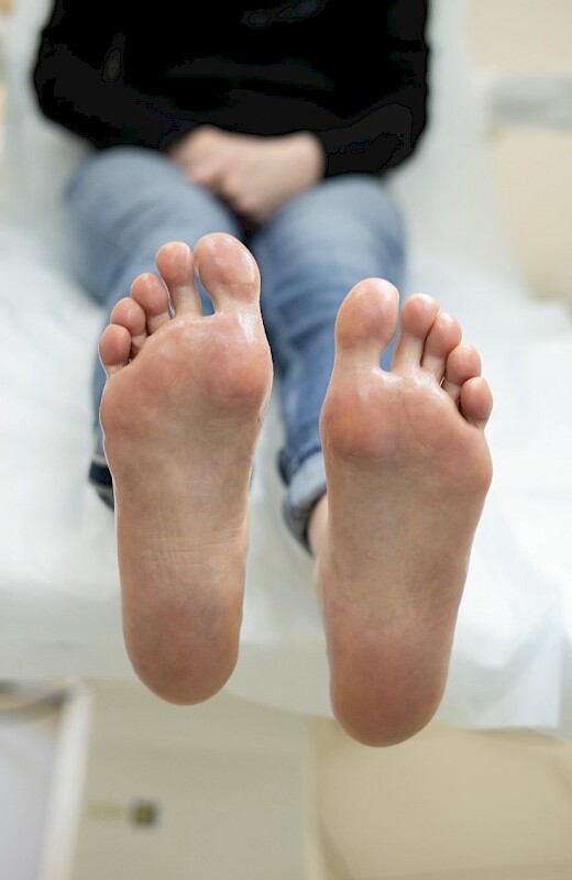 Медичний педикюр 6 косметологія у Івано-Франківську FineLine після медичного педикюру