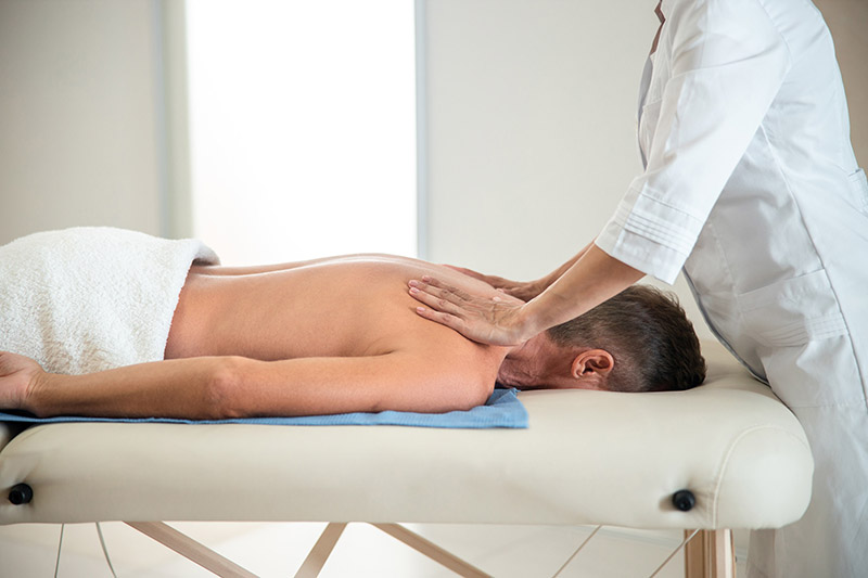 різновидності масажів оздоровчий масаж