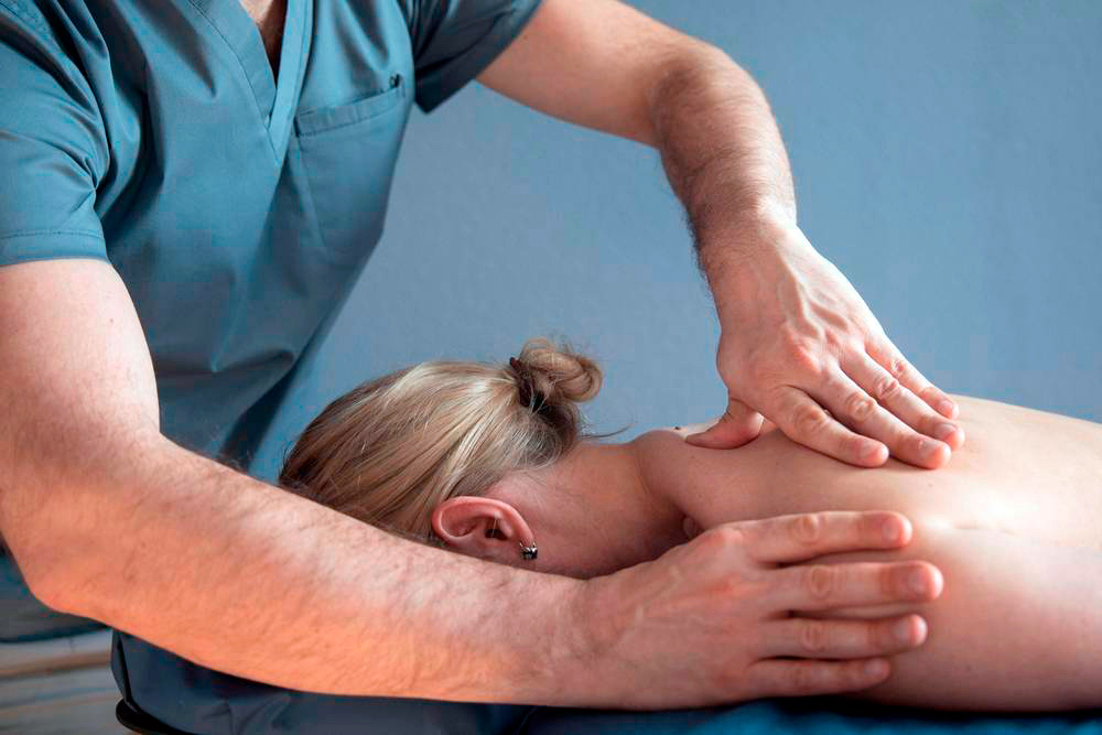 різновидності масажів лікувальний масаж