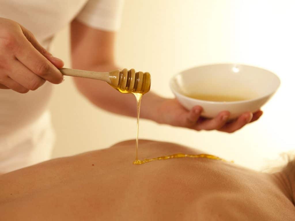 різновидності масажів медовий масаж