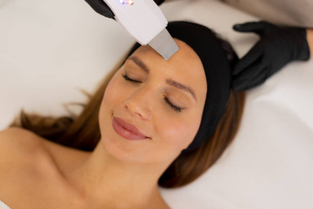 Глибоке очищення шкіри після холодів: чи потрібна чистка обличчя